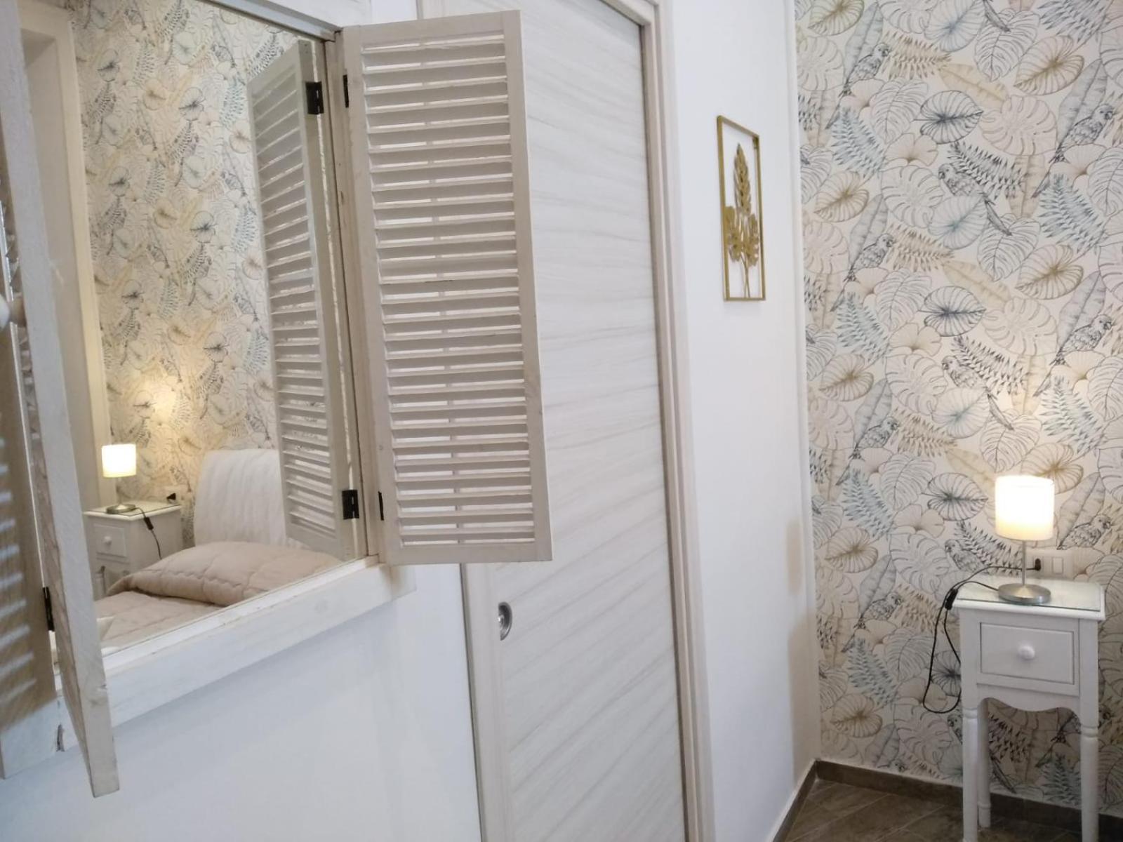 B&B Da Ary Colorful Rooms Naples Exterior photo